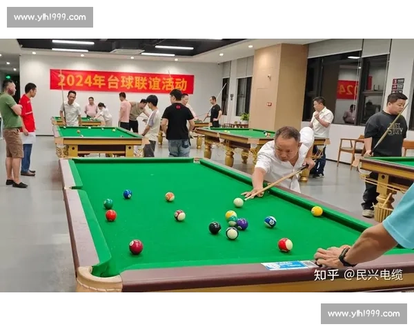 在激烈赛场中锻造默契与信任的体育团队协作成长实践探索新篇章 在激烈赛场中锻造默契与信任的体育团队协作成长实践探索新篇章